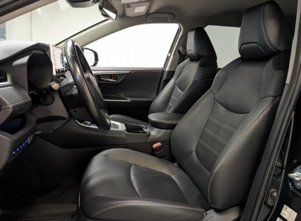 Toyota RAV4 V (XA50) с пробегом 2022 года, цена 3 650 000 рублей, 90558 км, внедорожник, Автокод Объявления