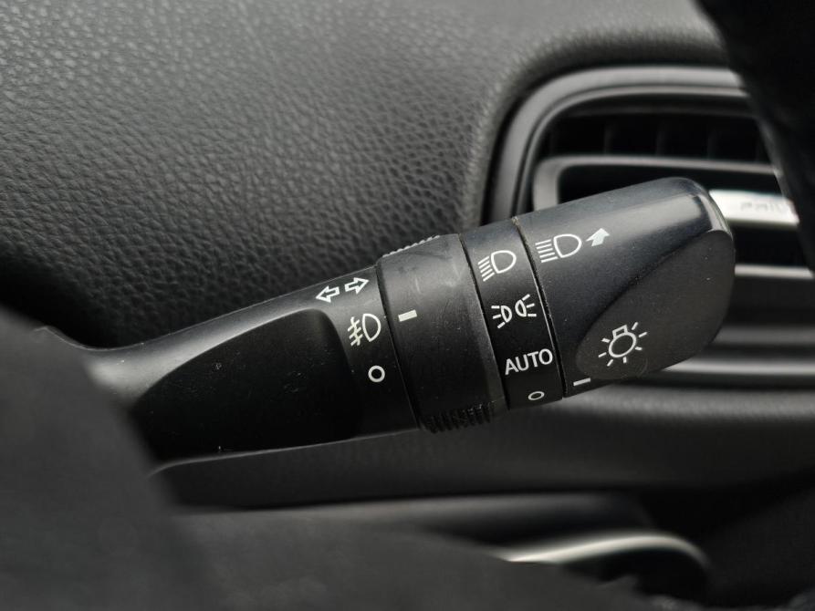 Toyota Prius IV (XW50) Краснодар  - изображение 29