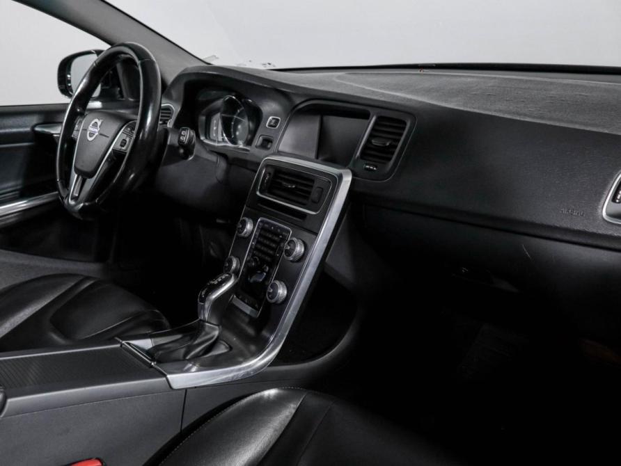 Volvo V60 Cross Country I Москва  - изображение 10