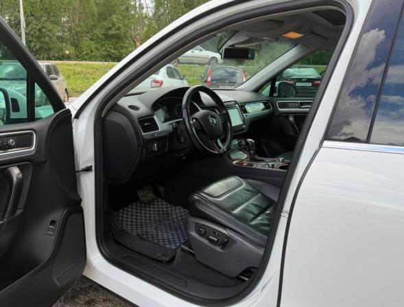 Volkswagen Touareg II с пробегом 2013 года, цена 1 670 000 рублей, 278711 км, внедорожник, Автокод Объявления