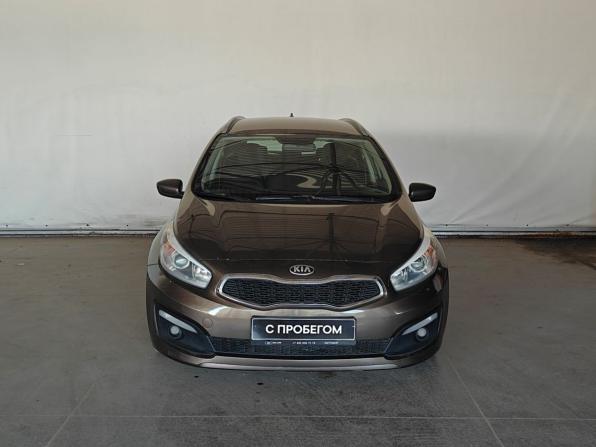Kia Ceed II Рестайлинг с пробегом 2018 года, цена 1 080 000 рублей, 174000 км, универсал, Автокод Объявления