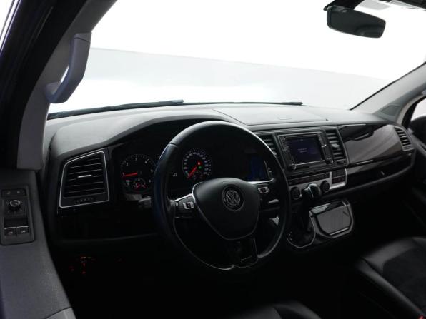 Volkswagen Multivan T6 с пробегом 2016 года, цена 3 439 000 рублей, 218174 км, минивэн, Автокод Объявления