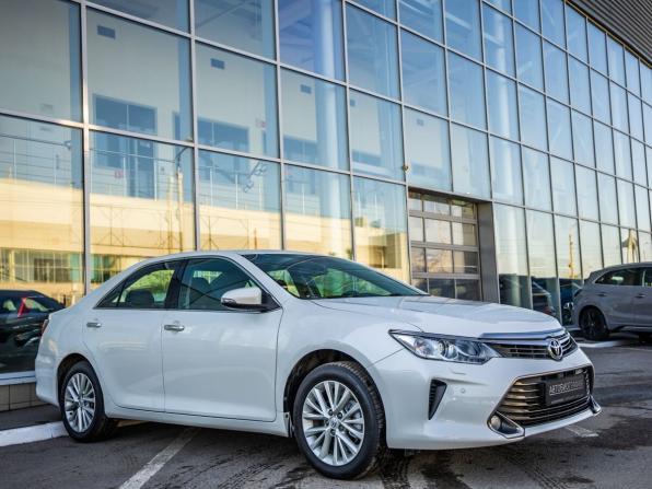 Toyota Camry VII (XV50) Рестайлинг с пробегом 2015 года, цена 2 468 000 рублей, 137156 км, седан, Автокод Объявления