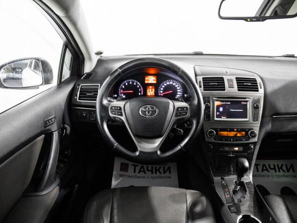 Toyota Avensis III Рестайлинг с пробегом 2012 года, цена 1 179 500 рублей, 182000 км, седан, Автокод Объявления