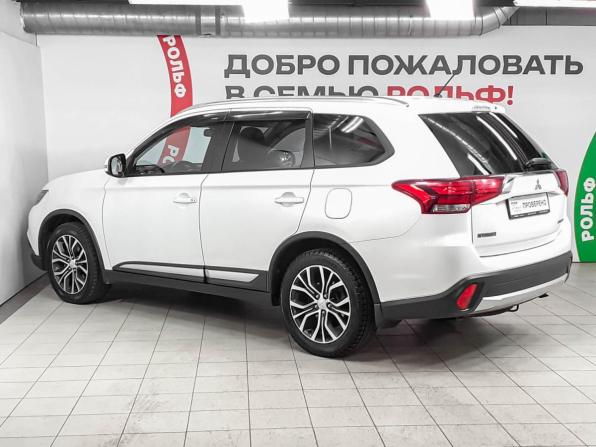 Mitsubishi Outlander III Рестайлинг с пробегом 2015 года, цена 1 648 000 рублей, 171535 км, внедорожник, Автокод Объявления
