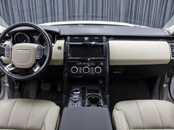 Land Rover Discovery V с пробегом 2018 года, цена 3 149 000 рублей, 118004 км, внедорожник, Автокод Объявления