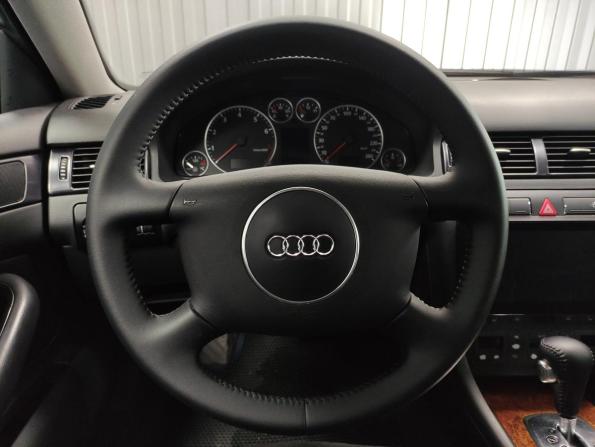 Audi A6 II (C5) Рестайлинг с пробегом 2002 года, цена 627 000 рублей, 167275 км, седан, Автокод Объявления