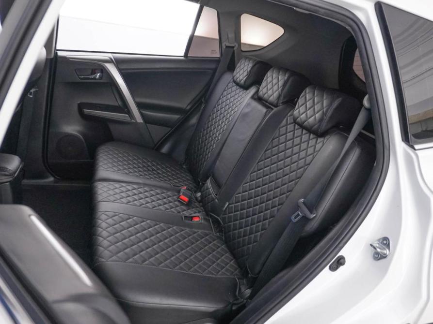 Toyota RAV4 IV (XA40) Рестайлинг Москва  - изображение 9