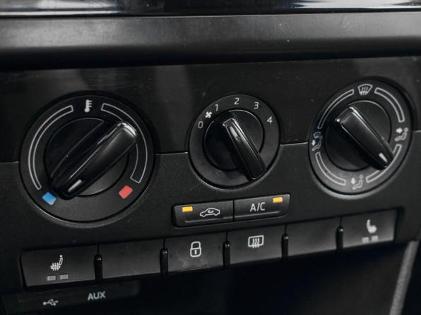 Skoda Rapid I с пробегом 2017 года, цена 1 120 000 рублей, 99064 км, лифтбек, Автокод Объявления