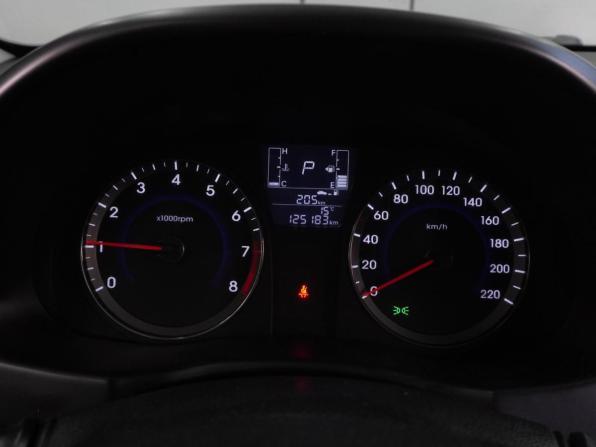Hyundai Solaris I Рестайлинг с пробегом 2015 года, цена 1 081 000 рублей, 125183 км, седан, Автокод Объявления