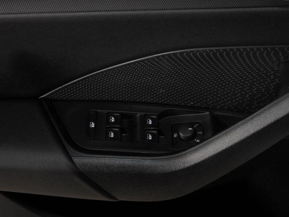 Skoda Octavia IV (A8) с пробегом 2021 года, цена 2 411 000 рублей, 45366 км, лифтбек, Автокод Объявления