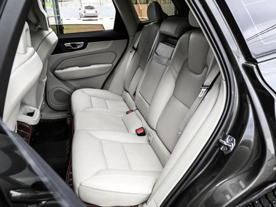 Volvo XC60 II Новороссийск  - изображение 11