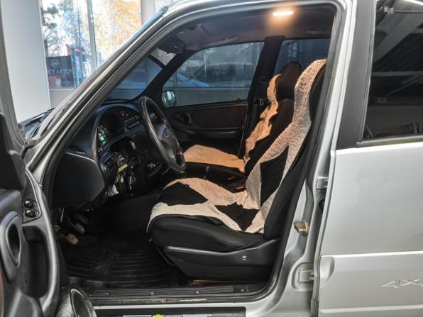 Chevrolet Niva I с пробегом 2006 года, цена 360 000 рублей, 221506 км, внедорожник, Автокод Объявления