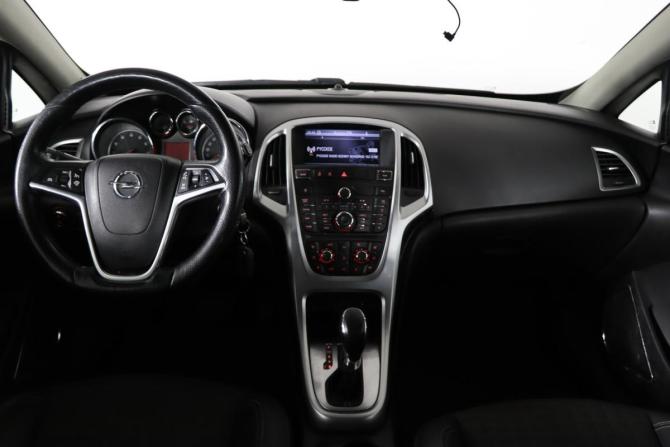 Opel Astra J Рестайлинг с пробегом 2013 года, цена 999 990 рублей, 158272 км, хэтчбек, Автокод Объявления