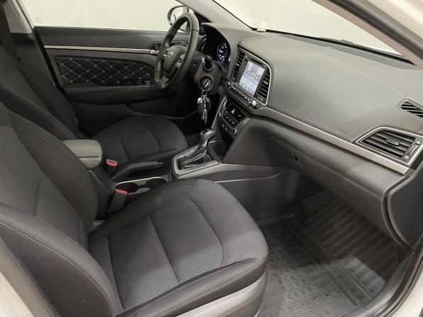 Hyundai Elantra VI (AD) с пробегом 2016 года, цена 1 249 000 рублей, 192789 км, седан, Автокод Объявления