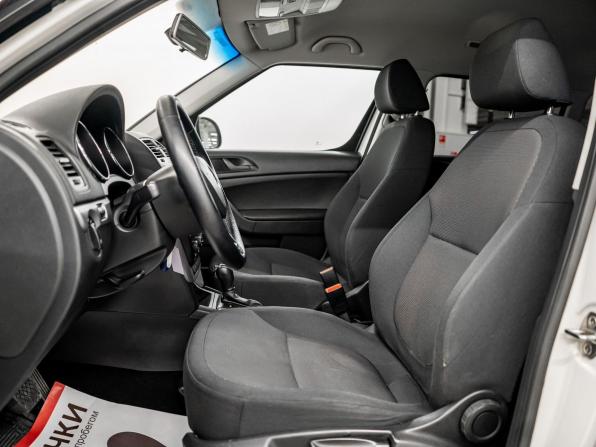 Skoda Yeti I Рестайлинг с пробегом 2015 года, цена 1 097 000 рублей, 138639 км, внедорожник, Автокод Объявления