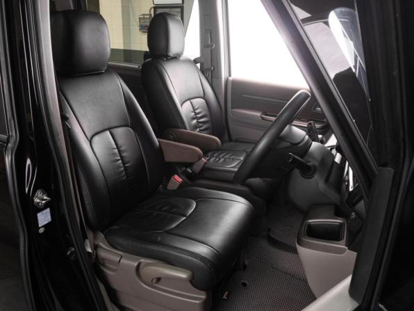 Honda Stepwgn V с пробегом 2015 года, цена 1 849 000 рублей, 151719 км, минивэн, Автокод Объявления