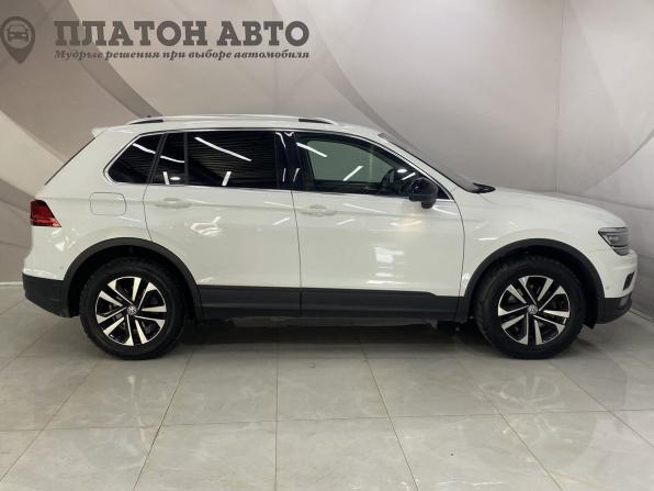 Volkswagen Tiguan II с пробегом 2019 года, цена 2 399 000 рублей, 173121 км, внедорожник, Автокод Объявления