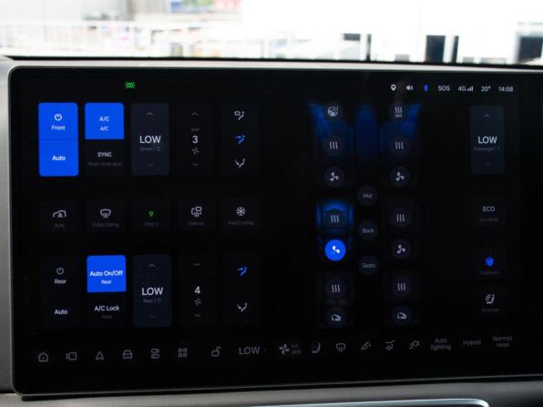 Li Auto (Lixiang) L9 I с пробегом 2023 года, цена 6 498 000 рублей, 38000 км, внедорожник, Автокод Объявления