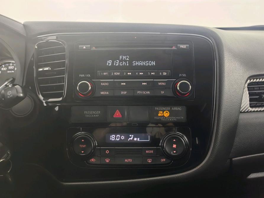 Mitsubishi Outlander III Рестайлинг 2 Санкт-Петербург  - изображение 11