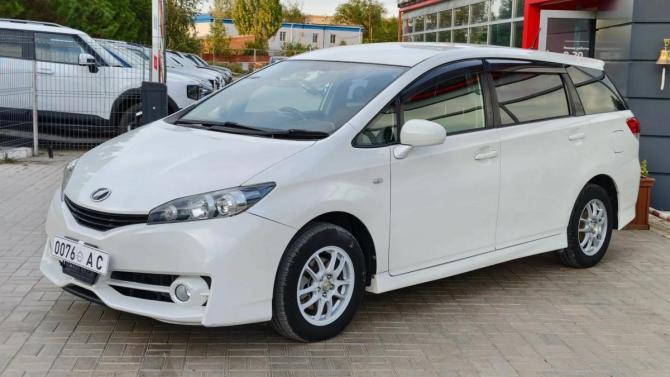 Toyota Wish II с пробегом 2011 года, цена 1 099 000 рублей, 192072 км, минивэн, Автокод Объявления