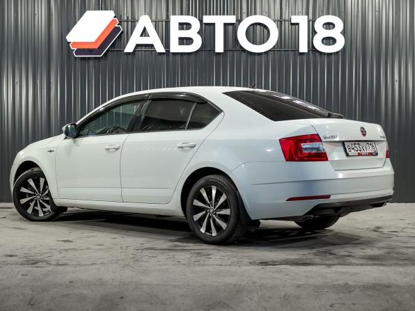 Skoda Octavia III (A7) Рестайлинг с пробегом 2019 года, цена 1 699 000 рублей, 90584 км, лифтбек, Автокод Объявления