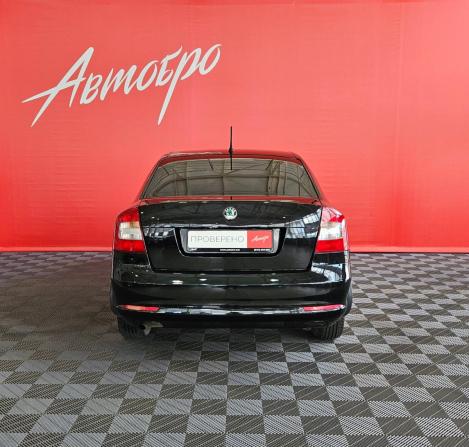 Skoda Octavia II (A5) Рестайлинг с пробегом 2010 года, цена 800 000 рублей, 109260 км, лифтбек, Автокод Объявления