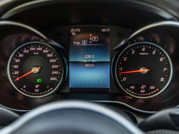 Mercedes-Benz C-Класс IV (W205) Рестайлинг с пробегом 2019 года, цена 2 798 000 рублей, 88534 км, седан, Автокод Объявления