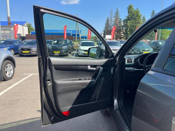 Kia Sorento II Рестайлинг с пробегом 2014 года, цена 1 850 000 рублей, 185010 км, внедорожник, Автокод Объявления