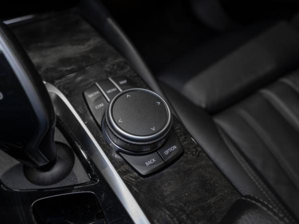 BMW 5 серии VII (G30/G31/G38) Рестайлинг с пробегом 2021 года, цена 4 500 000 рублей, 99701 км, седан, Автокод Объявления