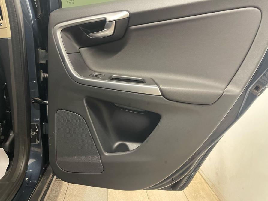 Volvo XC60 I Санкт-Петербург  - изображение 14