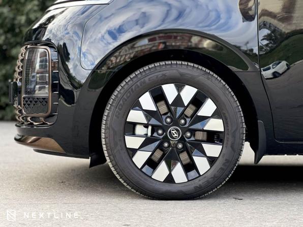 Новый Hyundai Staria I 2024 года, цена 10 390 000 рублей, минивэн, Автокод Объявления