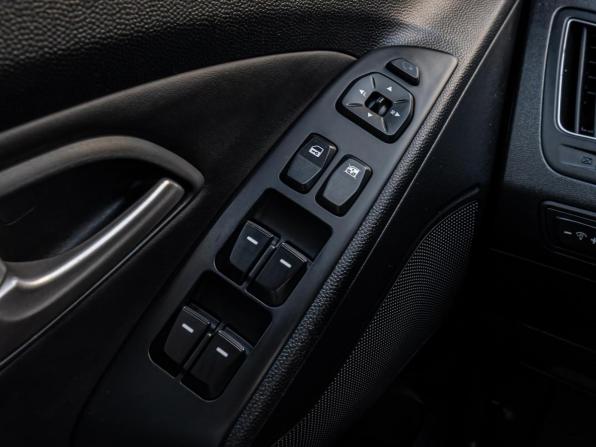Hyundai ix35 I с пробегом 2012 года, цена 1 290 000 рублей, 142202 км, внедорожник, Автокод Объявления