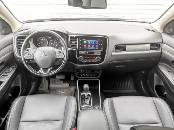 Mitsubishi Outlander III Рестайлинг 3 с пробегом 2019 года, цена 2 550 000 рублей, 109469 км, внедорожник, Автокод Объявления