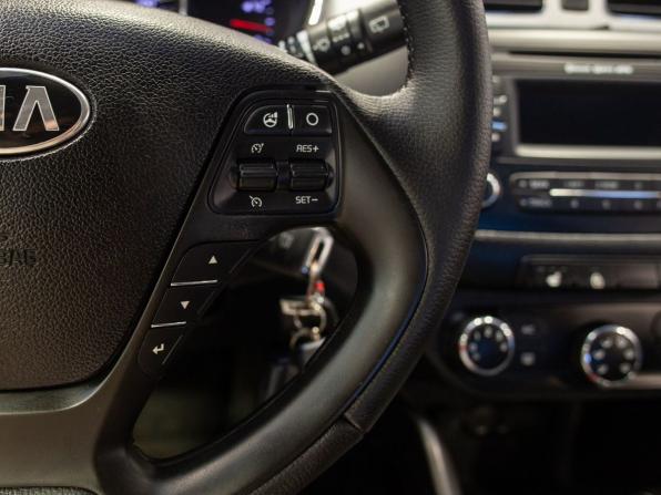 Kia Ceed II с пробегом 2014 года, цена 970 000 рублей, 263178 км, хэтчбек, Автокод Объявления
