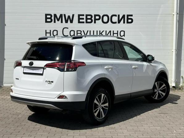Toyota RAV4 IV (XA40) Рестайлинг с пробегом 2018 года, цена 2 099 000 рублей, 215000 км, внедорожник, Автокод Объявления