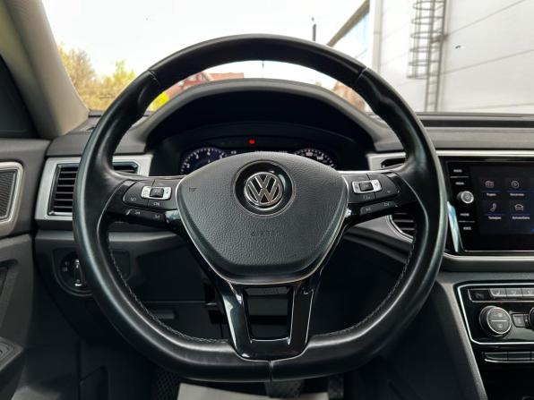 Volkswagen Teramont I с пробегом 2018 года, цена 3 090 000 рублей, 195132 км, внедорожник, Автокод Объявления