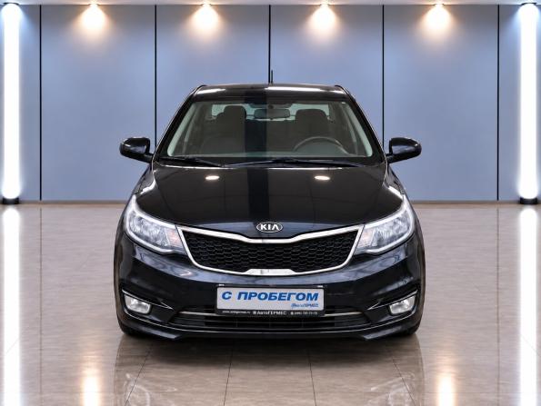 Kia Rio III Рестайлинг с пробегом 2017 года, цена 1 210 000 рублей, 73891 км, седан, Автокод Объявления