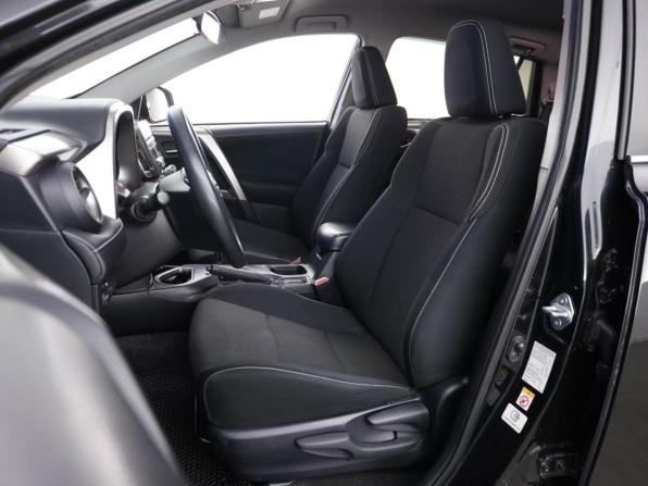 Toyota RAV4 IV (XA40) Рестайлинг с пробегом 2015 года, цена 2 187 031 рубль, 147594 км, внедорожник, Автокод Объявления