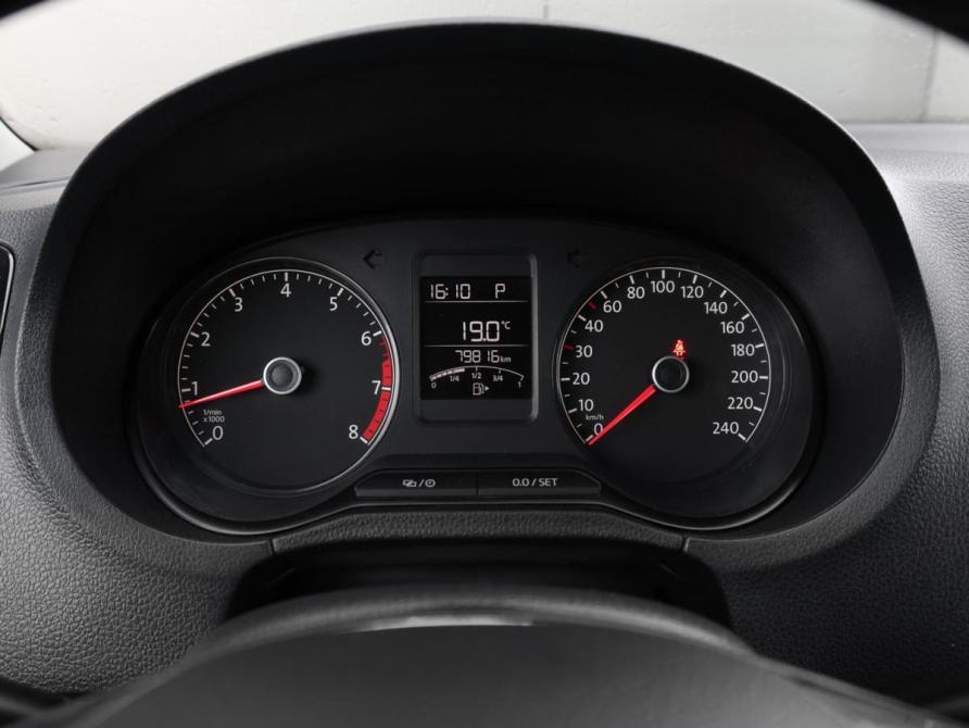Volkswagen Polo V Рестайлинг Москва  - изображение 16