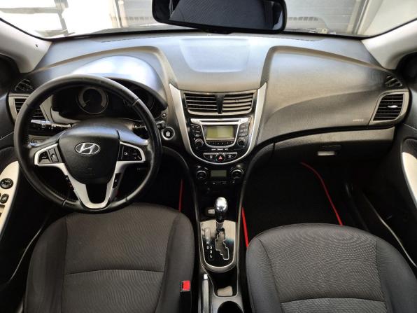 Hyundai Solaris I с пробегом 2012 года, цена 749 000 рублей, 229386 км, седан, Автокод Объявления