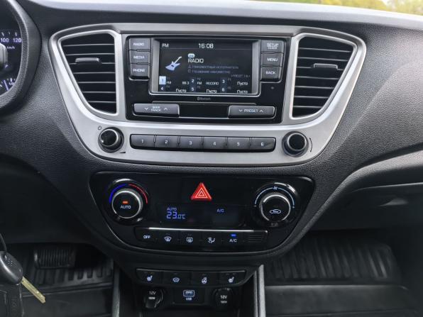 Hyundai Solaris II с пробегом 2019 года, цена 1 675 000 рублей, 23688 км, седан, Автокод Объявления