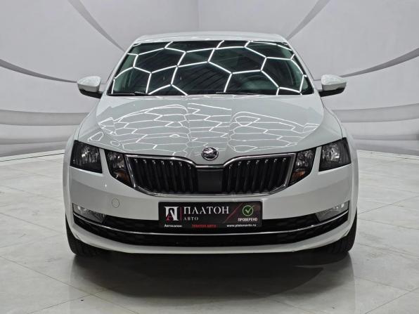 Skoda Octavia III (A7) Рестайлинг с пробегом 2018 года, цена 1 729 000 рублей, 127500 км, лифтбек, Автокод Объявления