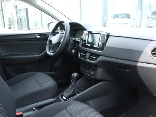 Volkswagen Polo VI с пробегом 2022 года, цена 1 610 000 рублей, 57537 км, лифтбек, Автокод Объявления