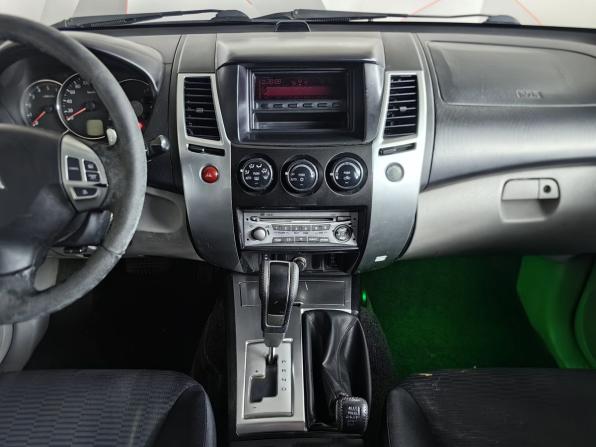 Mitsubishi Pajero Sport II с пробегом 2010 года, цена 1 297 000 рублей, 285777 км, внедорожник, Автокод Объявления