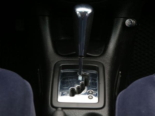 Peugeot 206 с пробегом 2004 года, цена 215 000 рублей, 133000 км, хэтчбек, Автокод Объявления