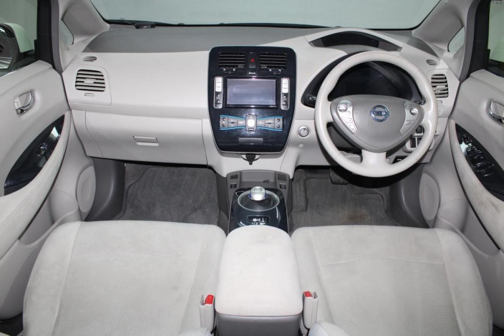 Nissan Leaf I (ZE0/AZE0) Владивосток  - изображение 14