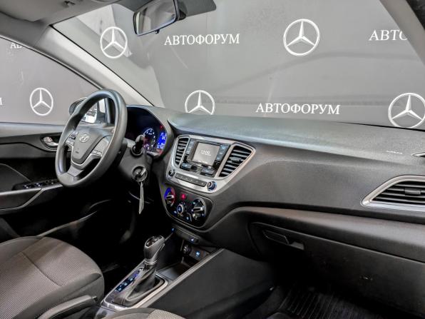 Hyundai Solaris II Рестайлинг с пробегом 2022 года, цена 1 660 000 рублей, 81240 км, седан, Автокод Объявления