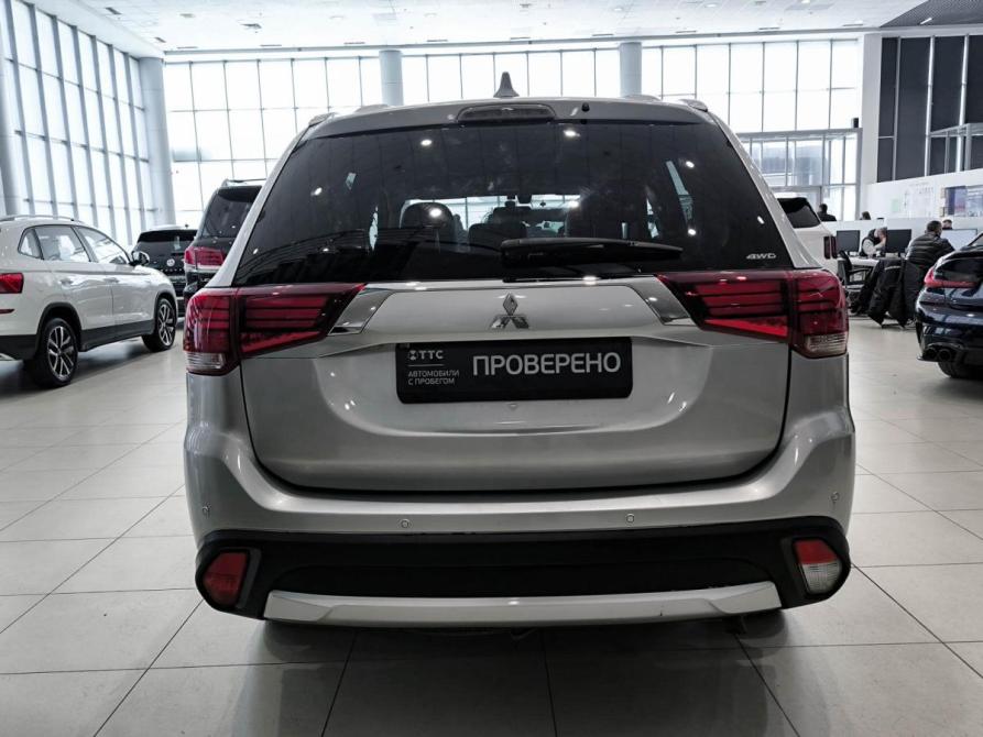 Mitsubishi Outlander III Рестайлинг 2 Казань  - изображение 7