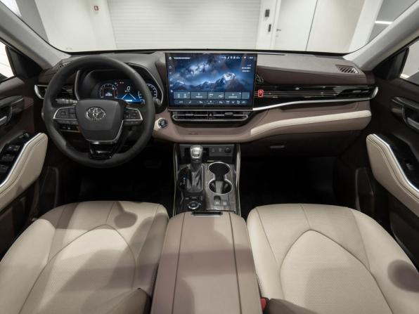 Toyota Highlander IV (XU70) с пробегом 2026 года, цена 5 900 000 рублей, 50 км, внедорожник, Автокод Объявления